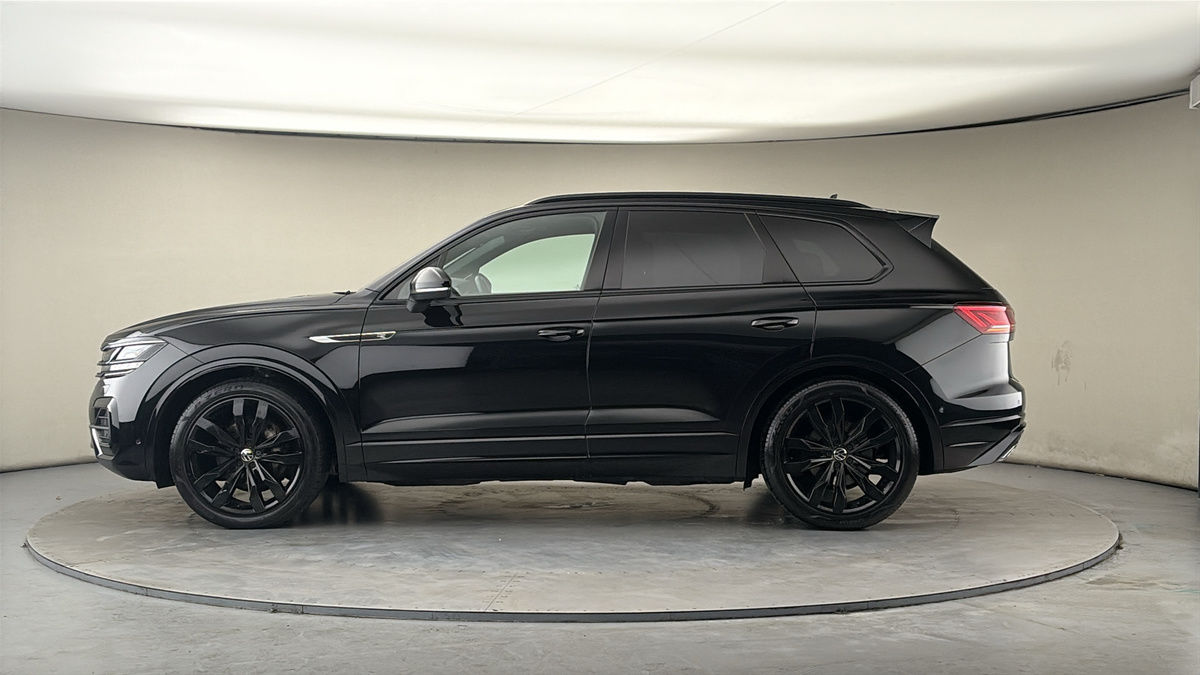 Volkswagen Touareg Image 15