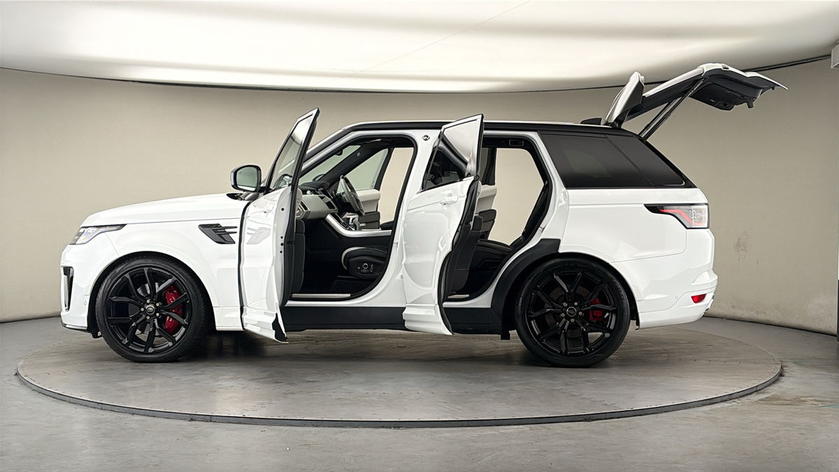 More views of Land Rover Range Rover Sport