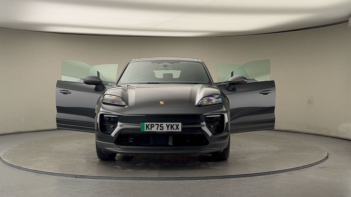 More views of Porsche Macan