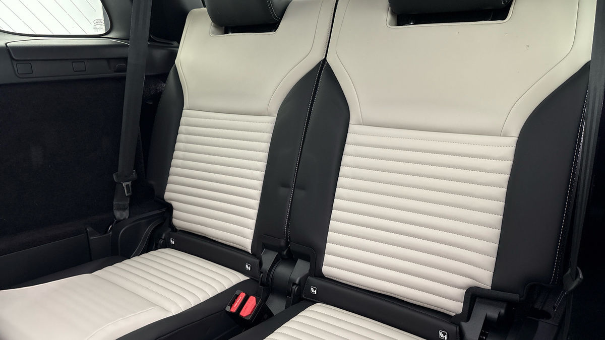 Land Rover Discovery Image 33