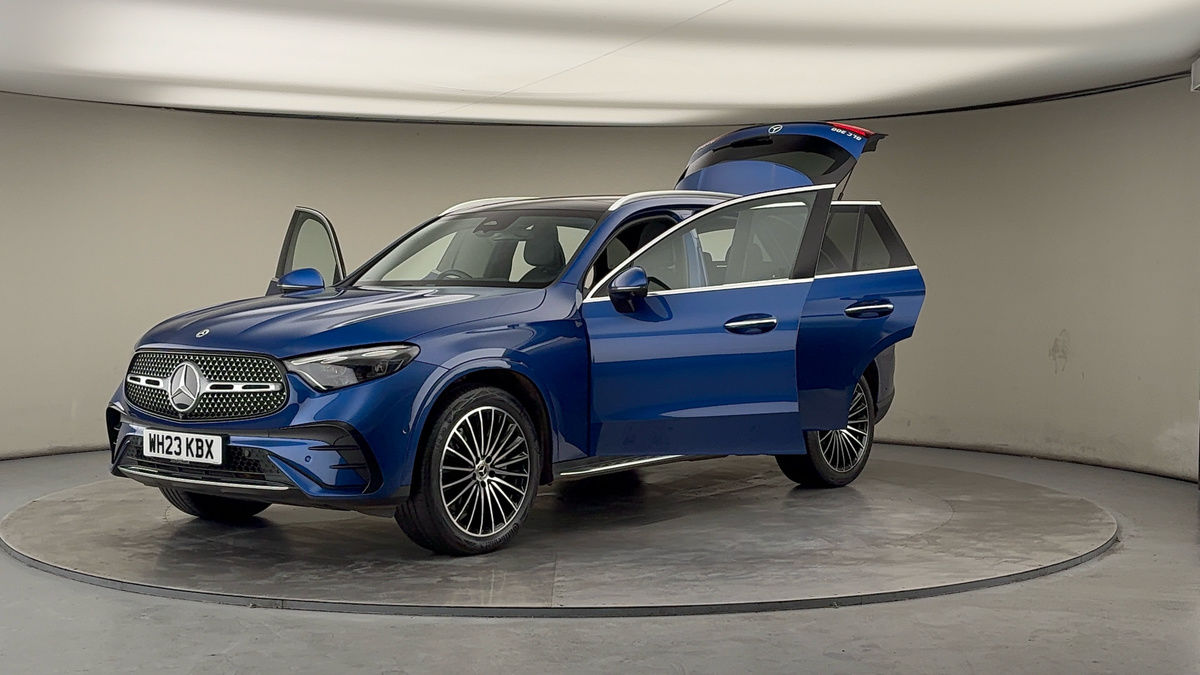 More views of Mercedes-Benz GLC