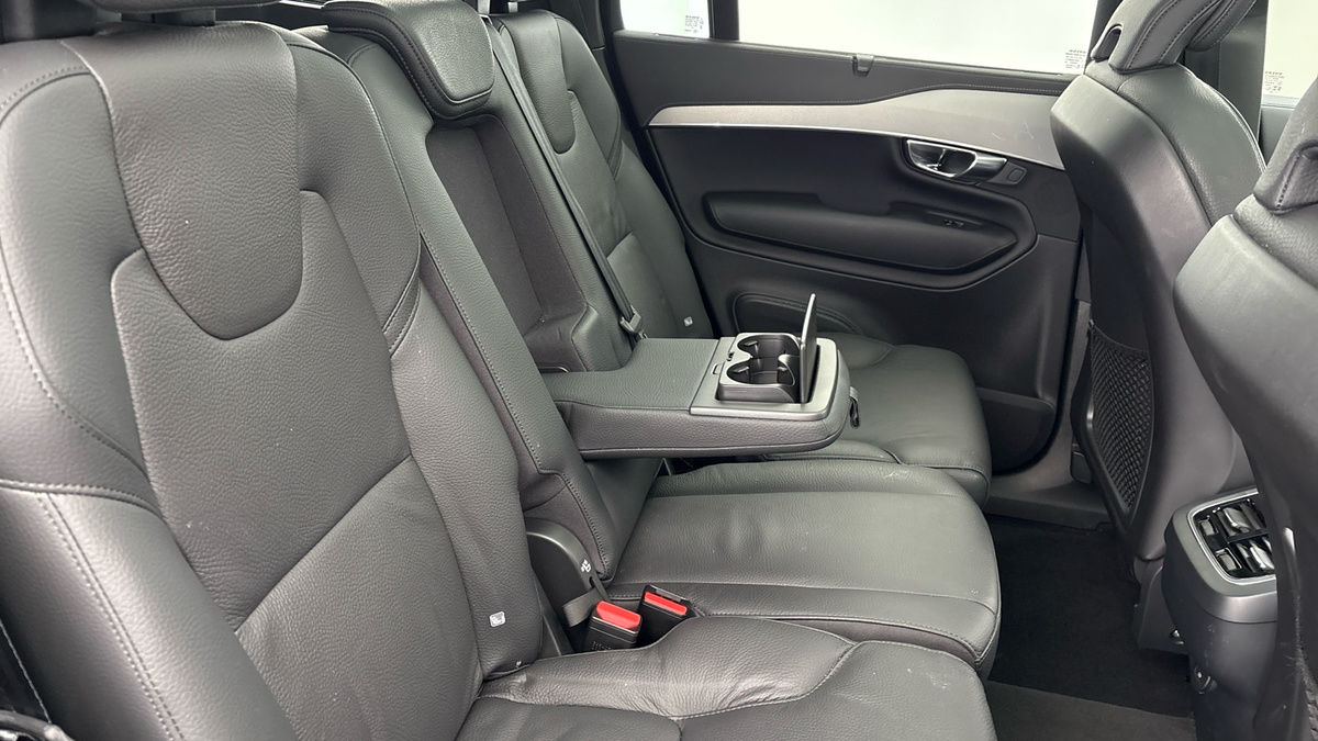 Volvo XC90 Image 9