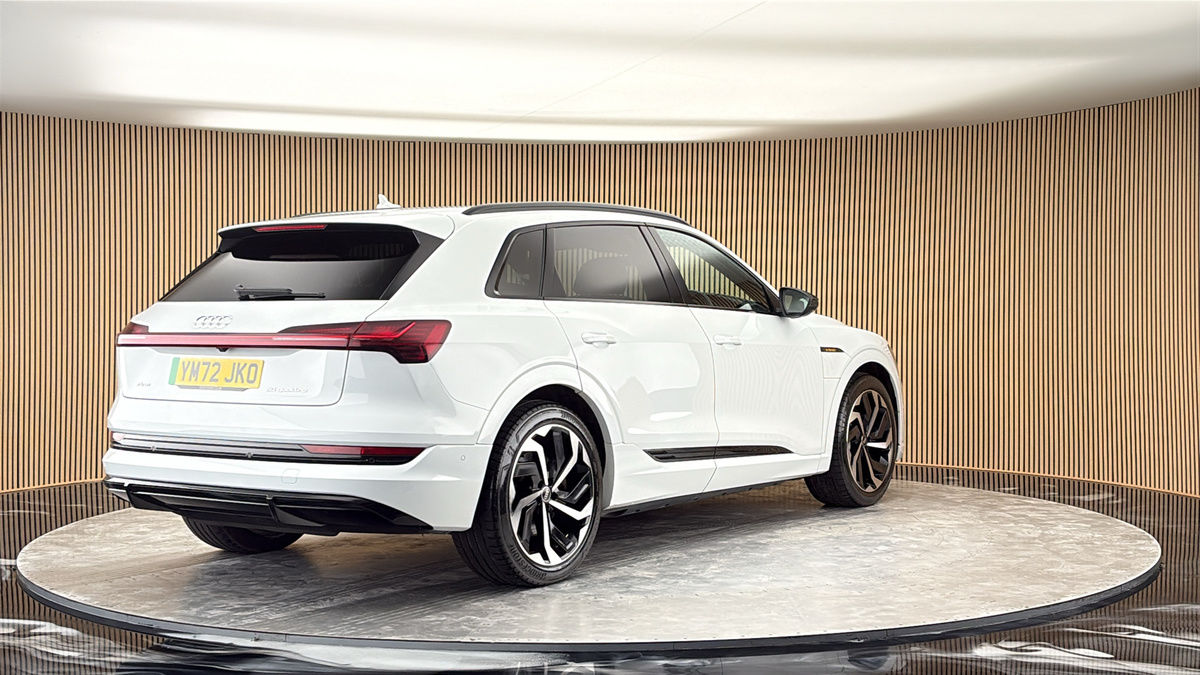 More views of Audi e-tron