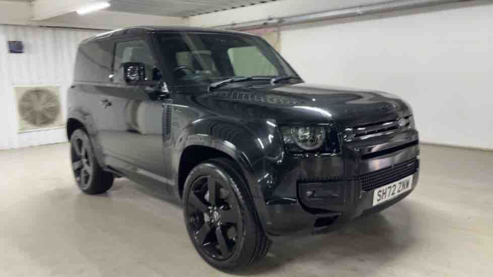 More views of Land Rover Defender 90