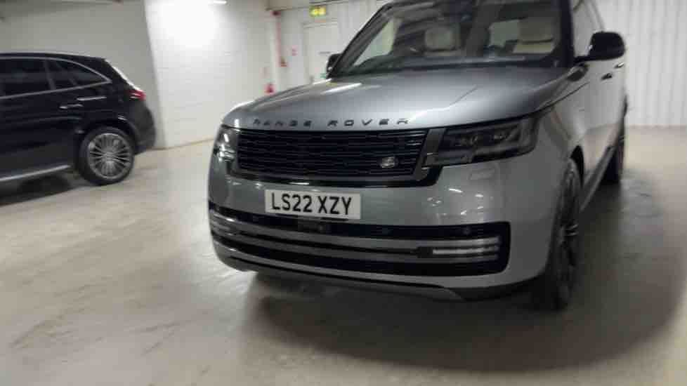 More views of Land Rover Range Rover
