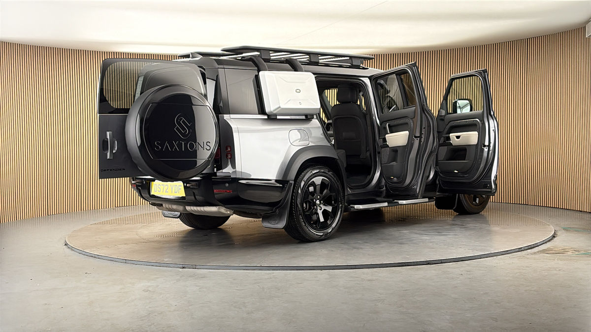 More views of Land Rover Defender 130
