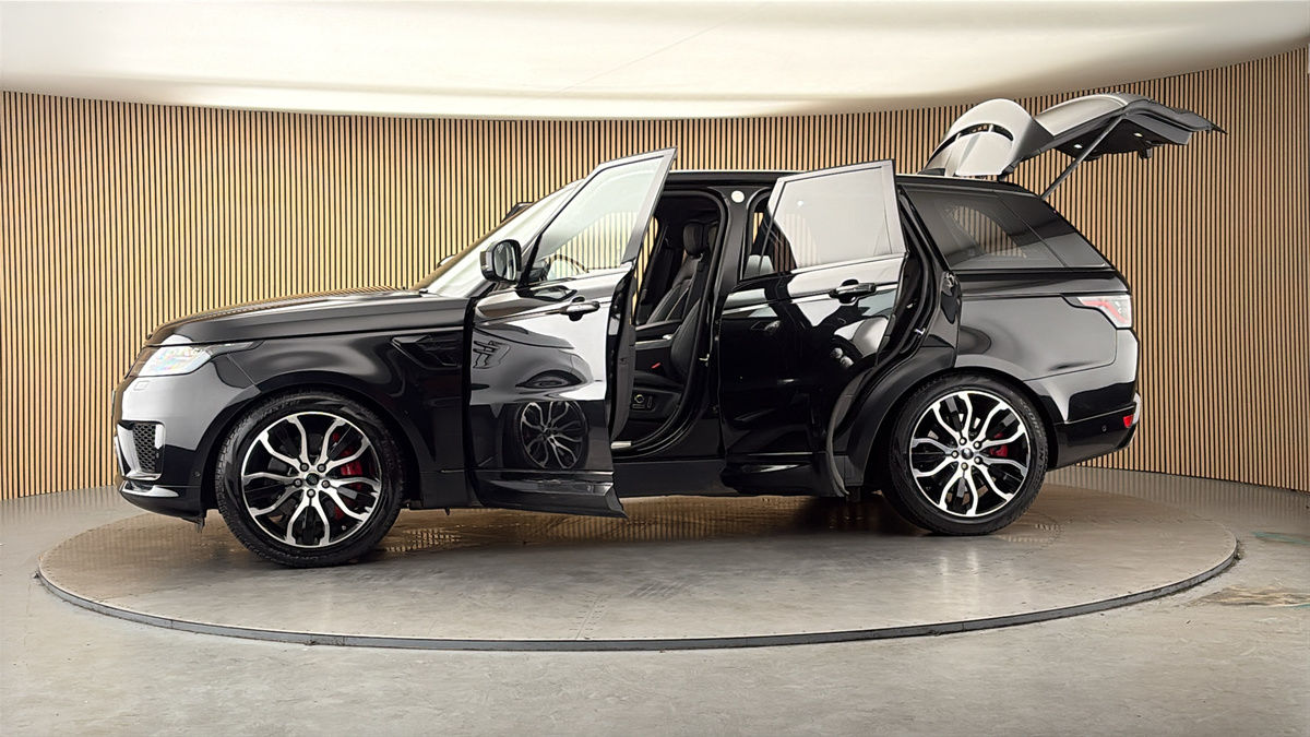 More views of Land Rover Range Rover Sport