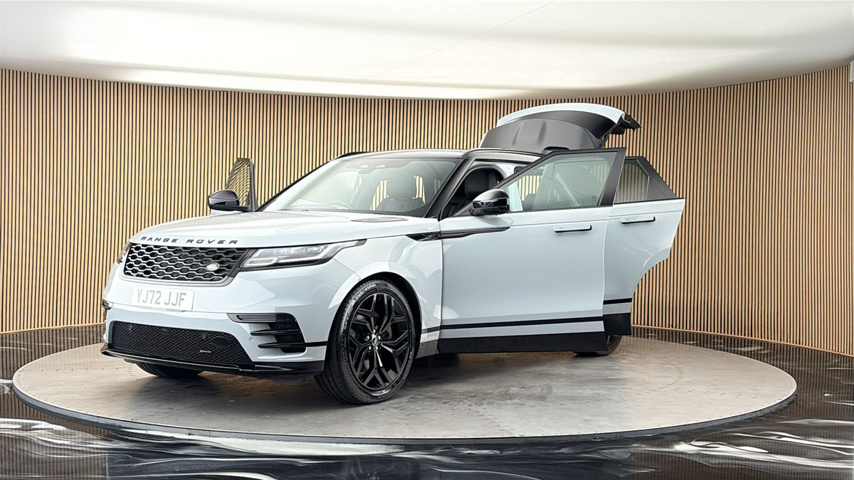 More views of Land Rover Range Rover Velar