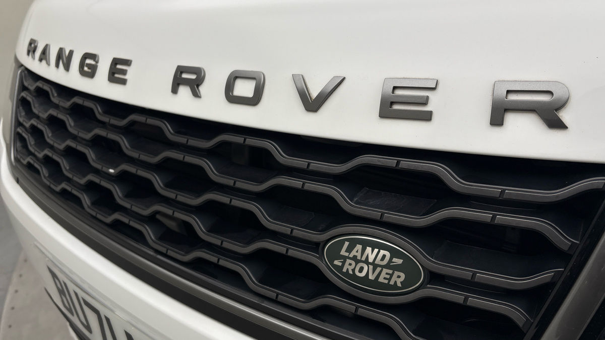 Land Rover Range Rover Sport Image 24