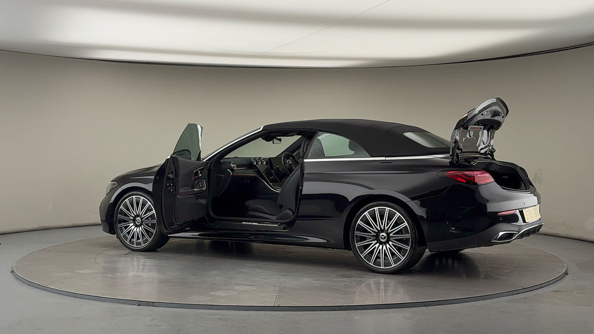 More views of Mercedes-Benz CLE