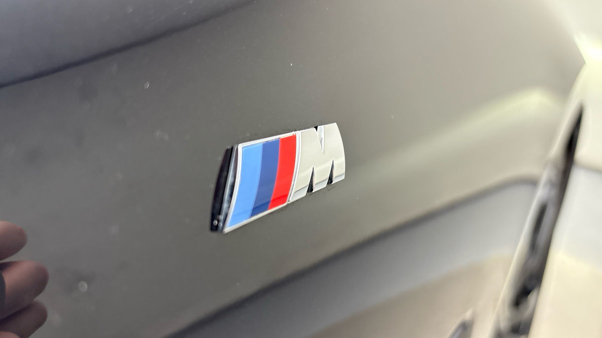 BMW 8 Series Image 25