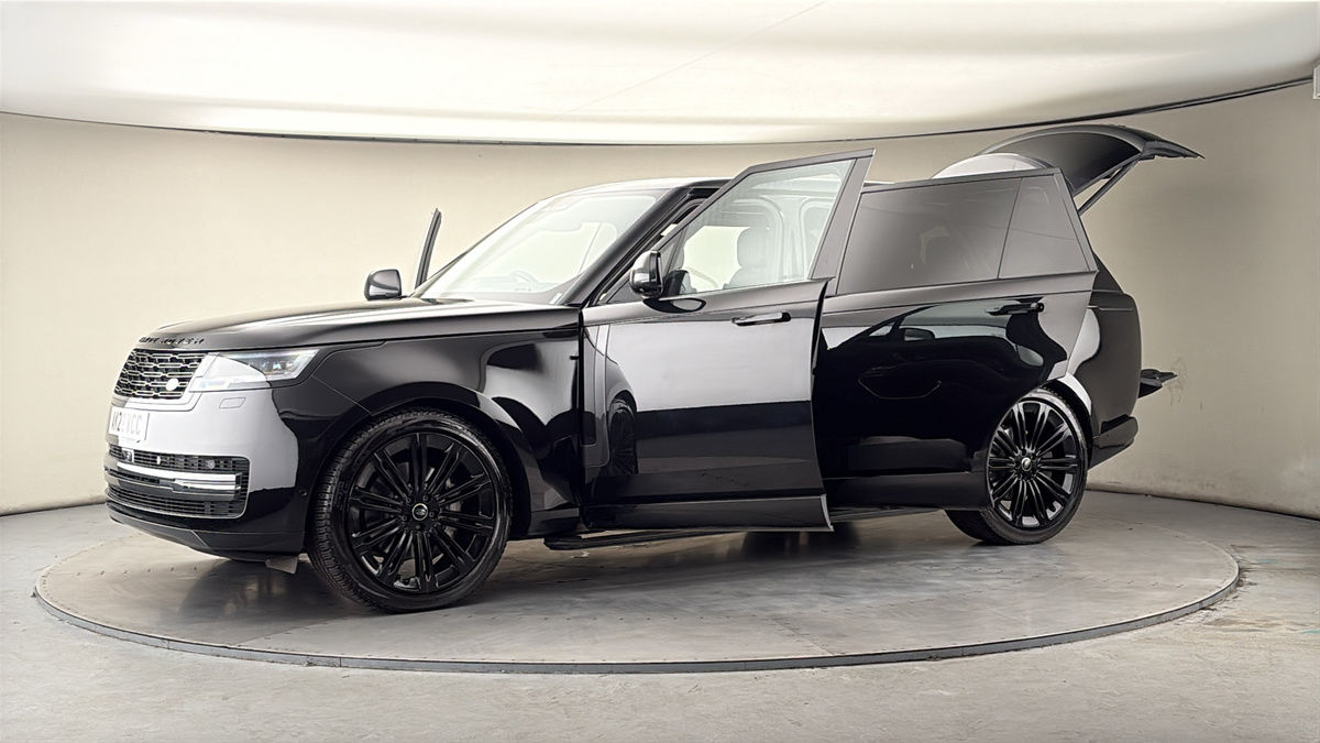 More views of Land Rover Range Rover