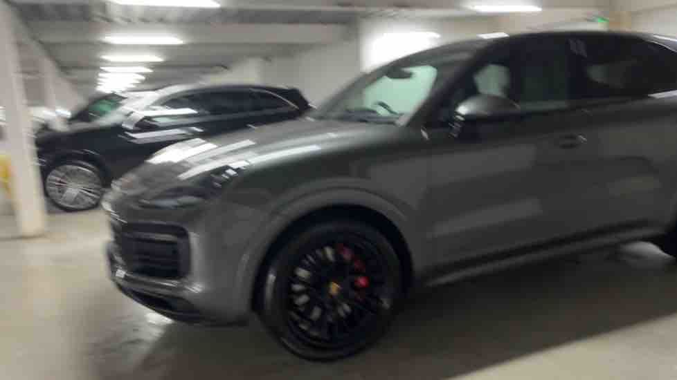More views of Porsche Cayenne