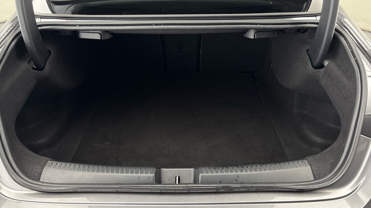 Mercedes-Benz CLA Image 11