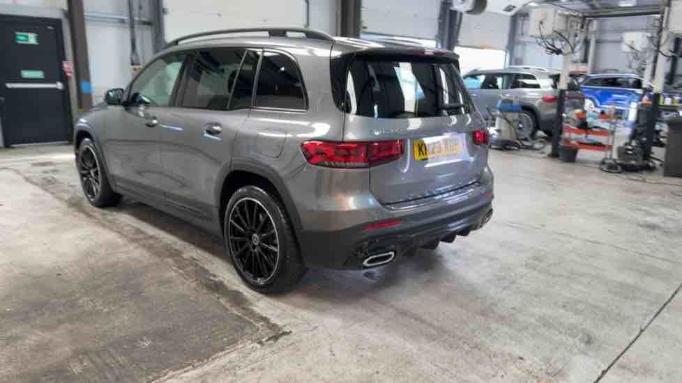 More views of Mercedes-Benz GLB