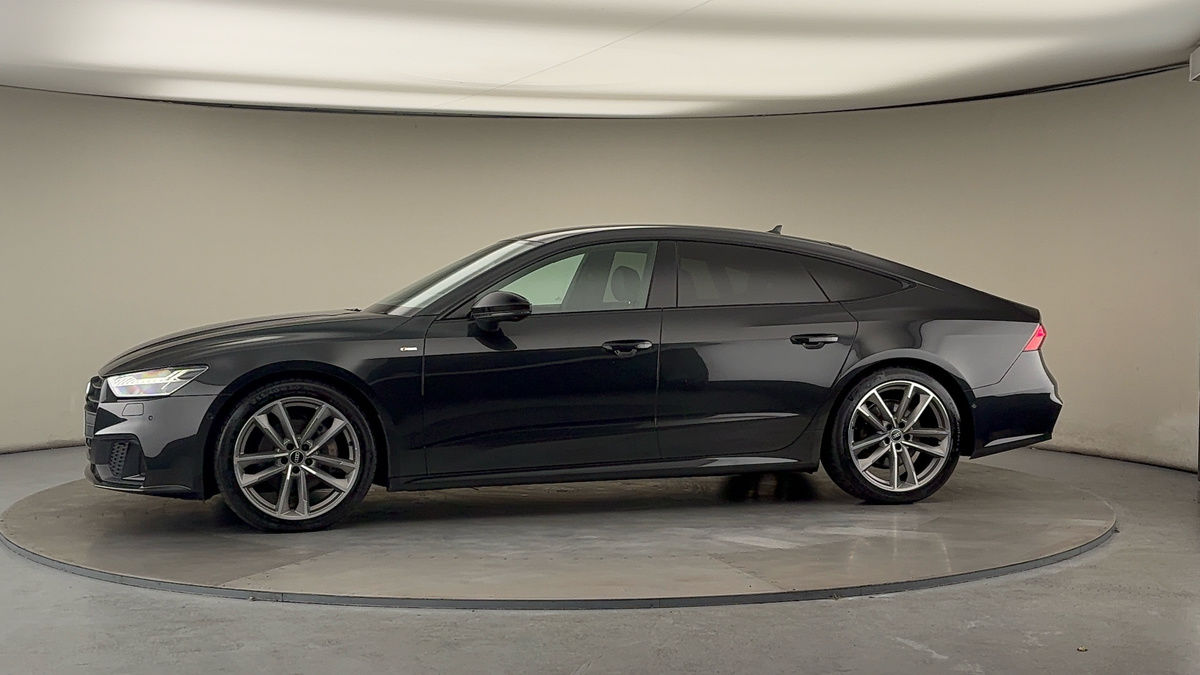 More views of Audi A7