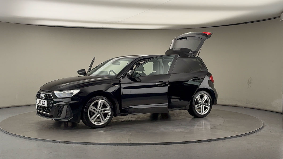 More views of Audi A1