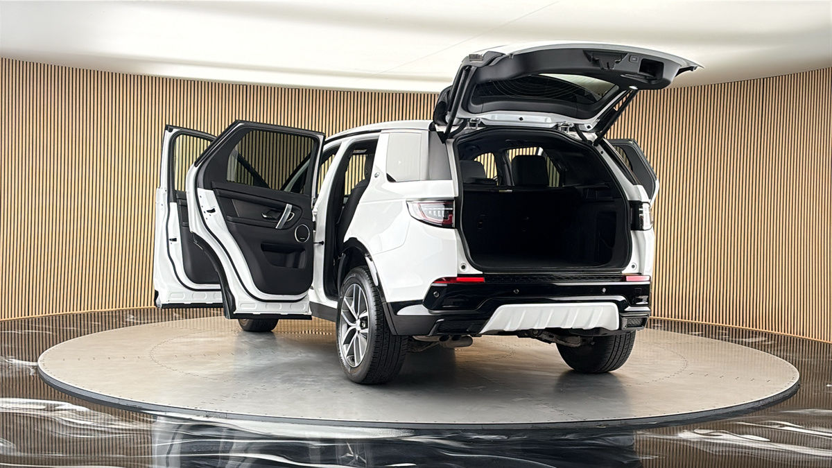 More views of Land Rover Discovery Sport