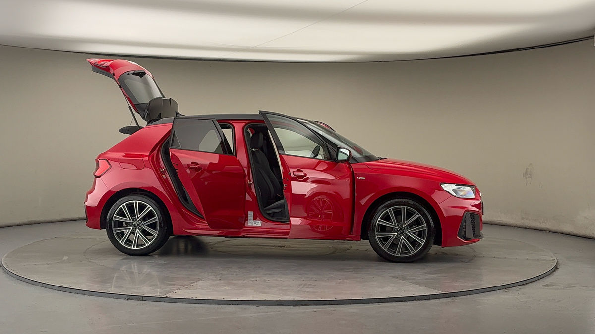 More views of Audi A1