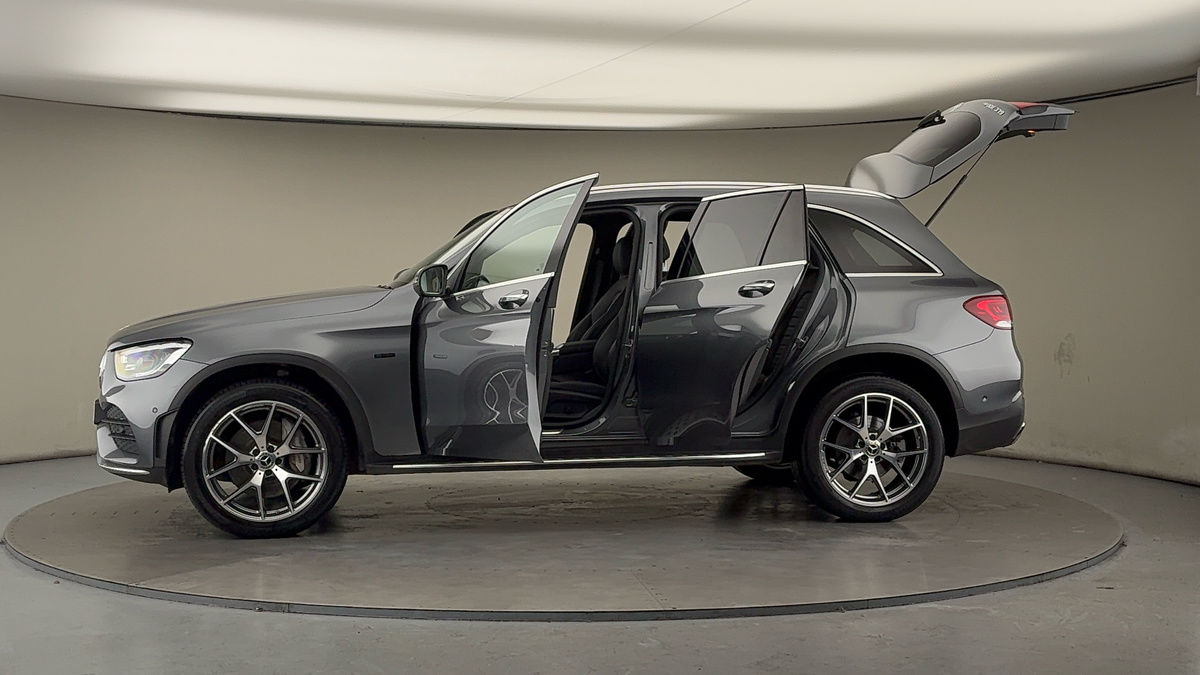 More views of Mercedes-Benz GLC