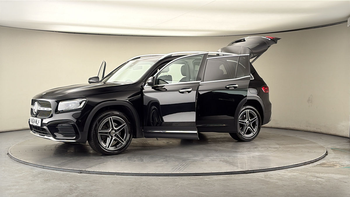 More views of Mercedes-Benz GLB