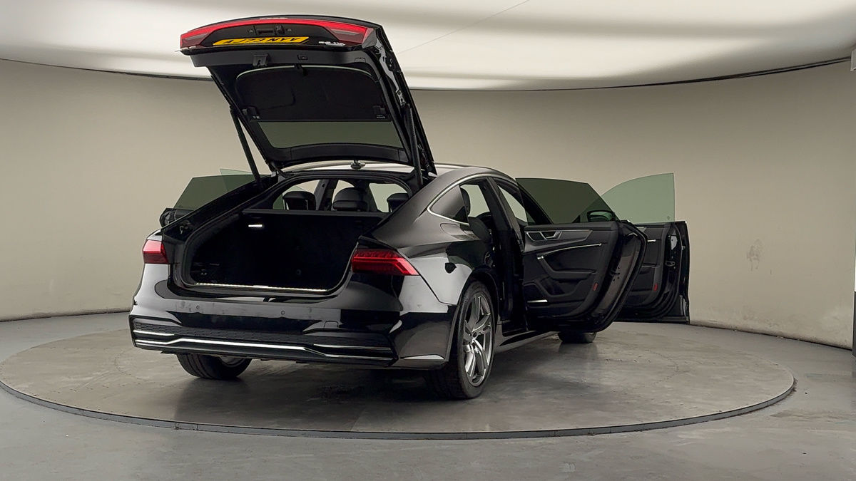 More views of Audi A7