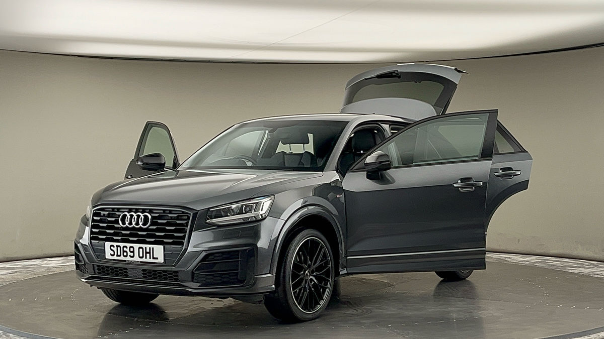 More views of Audi Q2