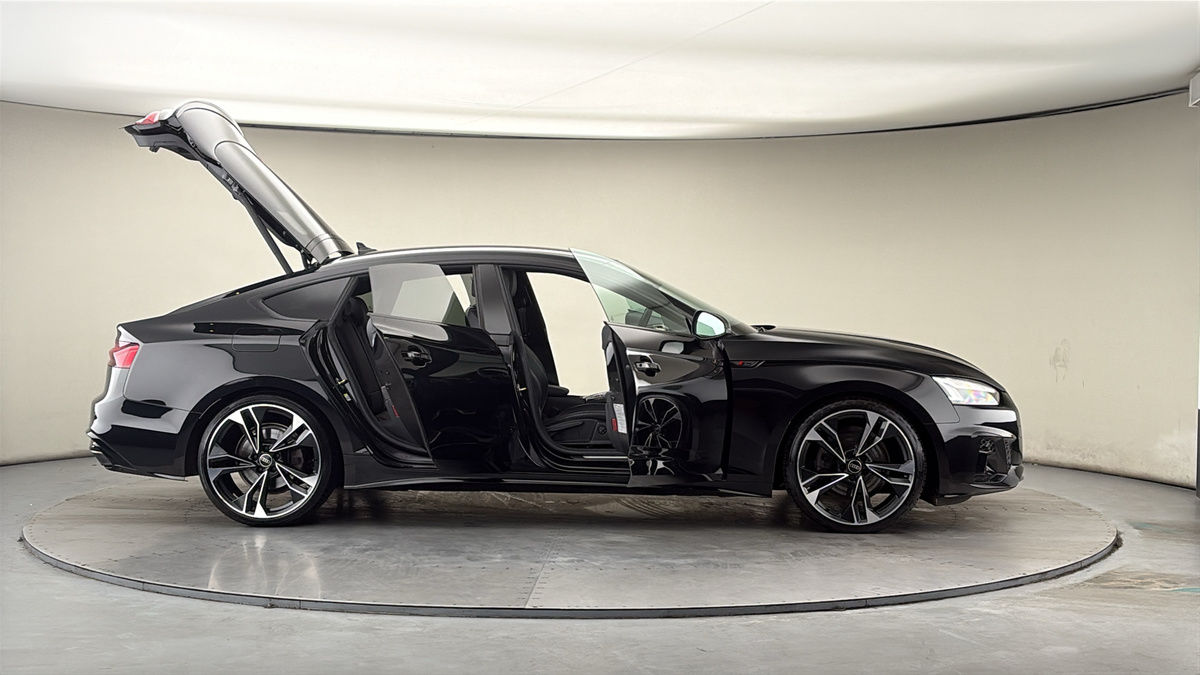 More views of Audi A5