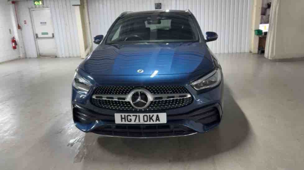 More views of Mercedes-Benz GLA