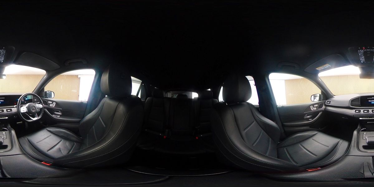 More views of Mercedes-Benz GLE