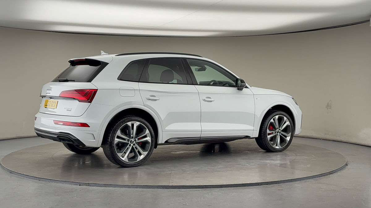 More views of Audi Q5