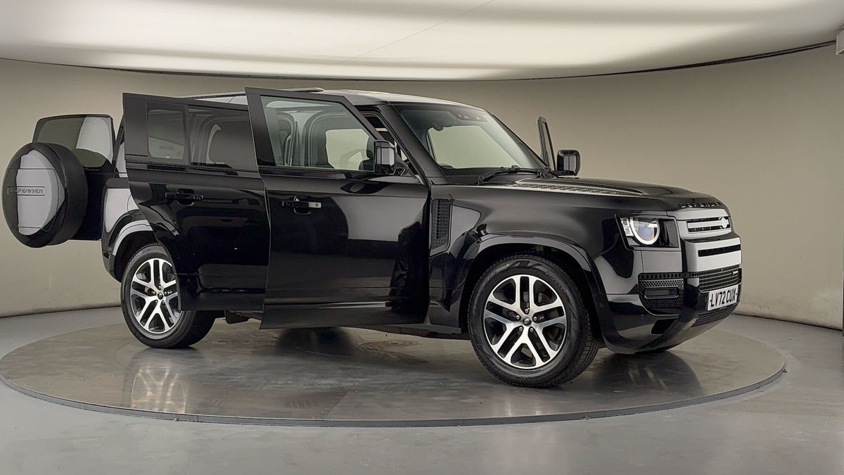 More views of Land Rover Defender 110
