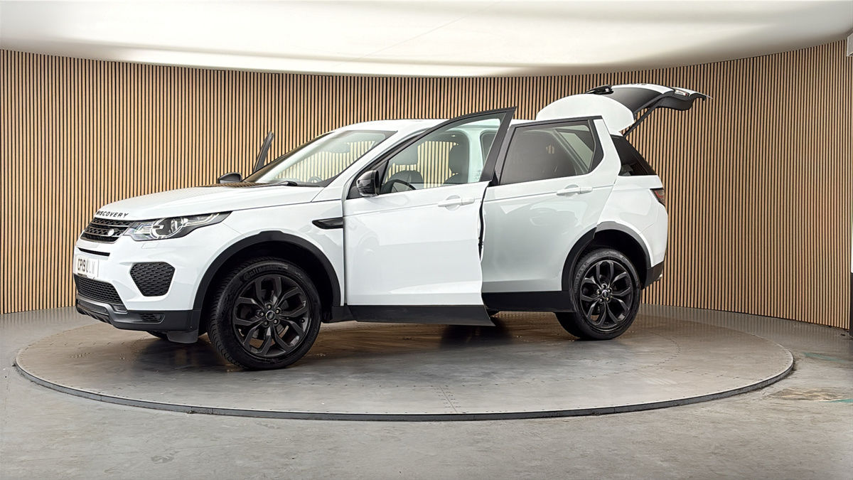 More views of Land Rover Discovery Sport
