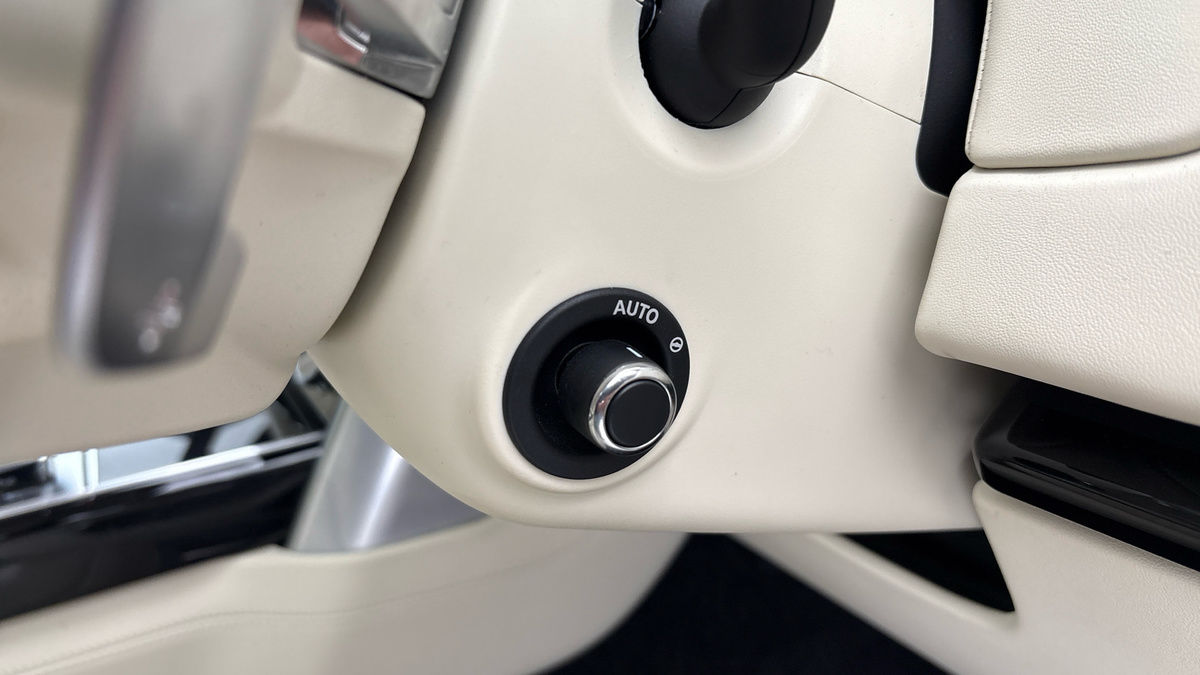 Land Rover Range Rover Image 27