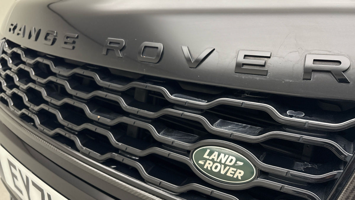 Land Rover Range Rover Sport Image 24