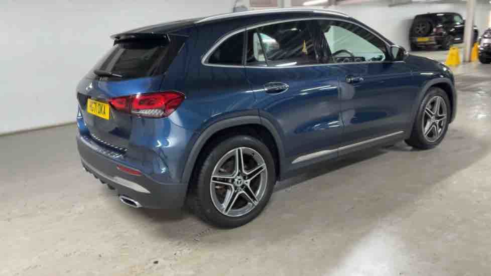 More views of Mercedes-Benz GLA