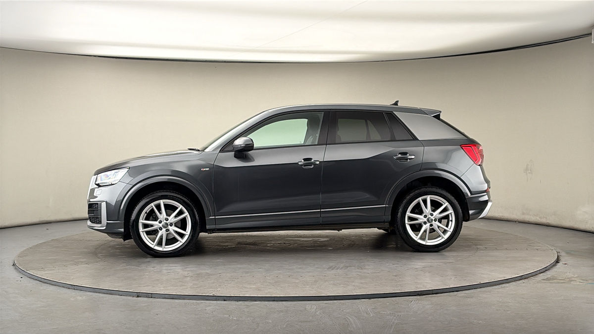 Audi Q2 Image 15