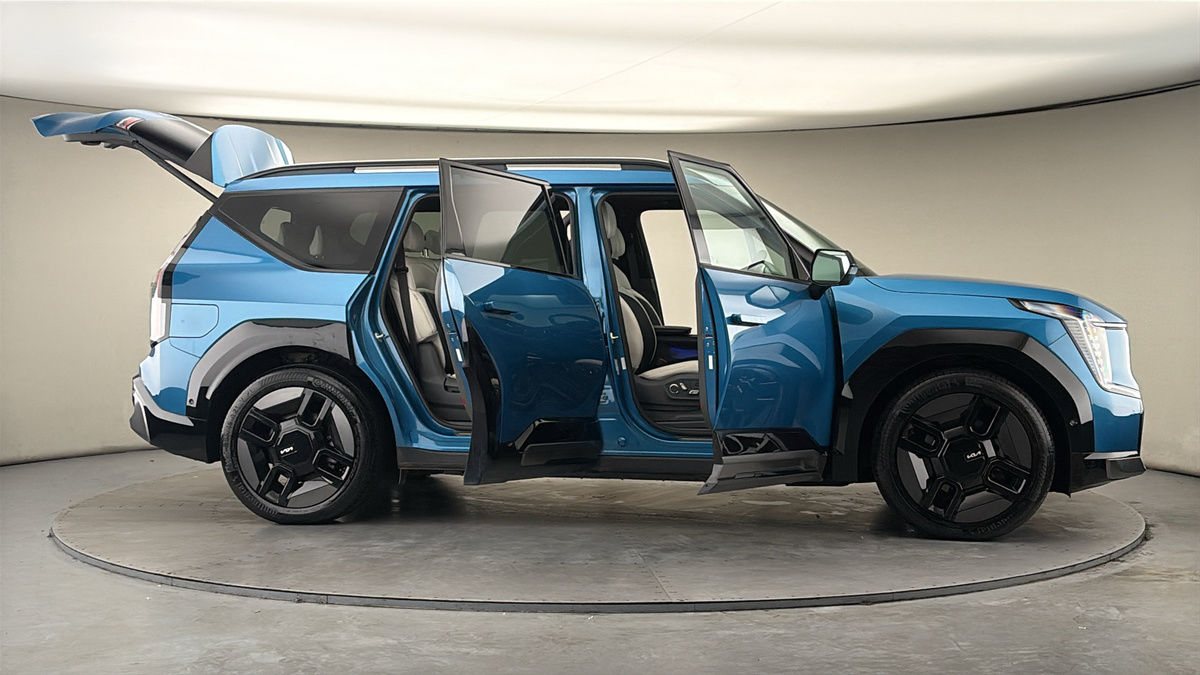 More views of Kia EV9