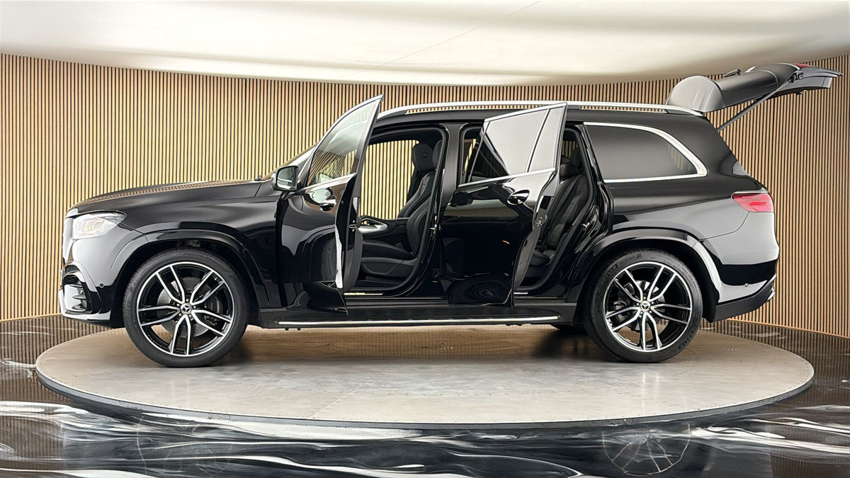 More views of Mercedes-Benz GLS