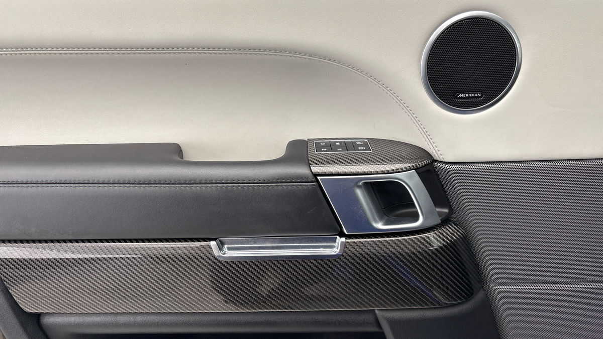 Land Rover Range Rover Sport Image 19