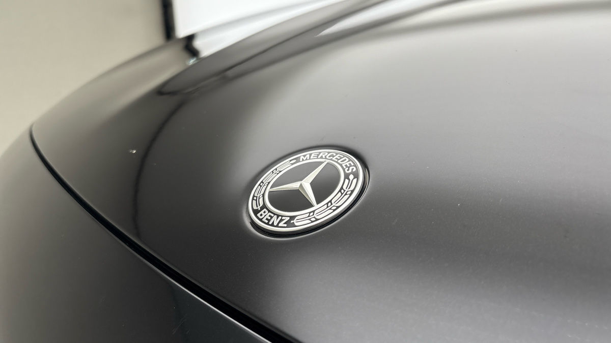 Mercedes-Benz GLB Image 24