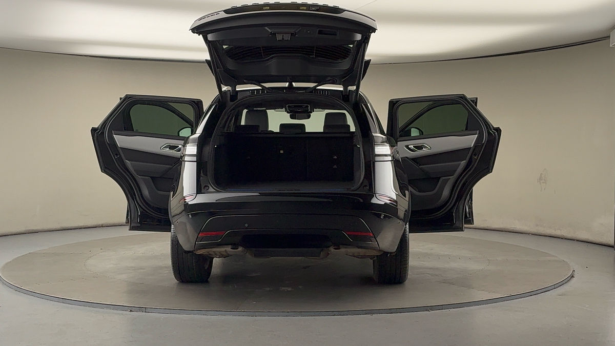 More views of Land Rover Range Rover Velar