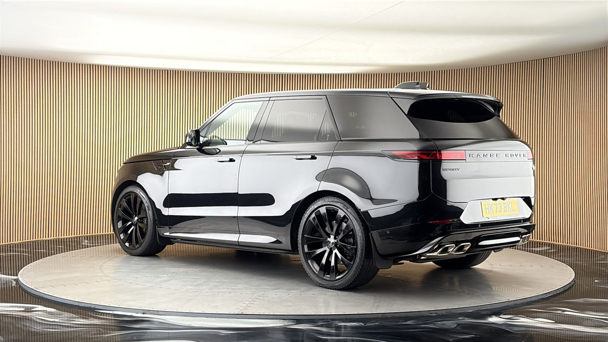 More views of Land Rover Range Rover Sport