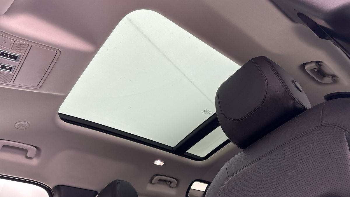 Land Rover Defender 110 Urban Image 6