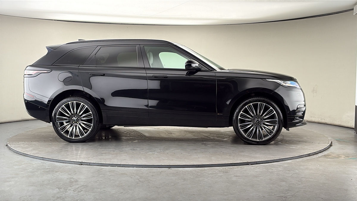 More views of Land Rover Range Rover Velar