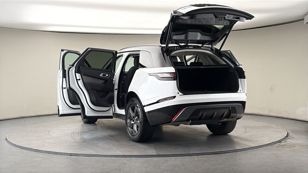 More views of Land Rover Range Rover Velar