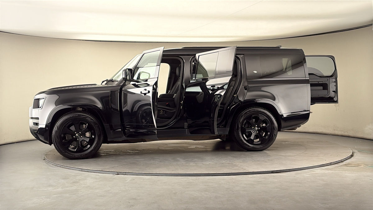 More views of Land Rover Defender 130