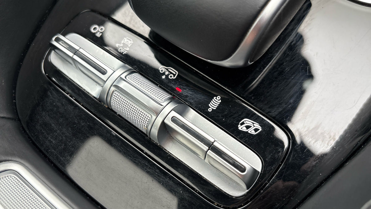 Mercedes-Benz GLS Image 29