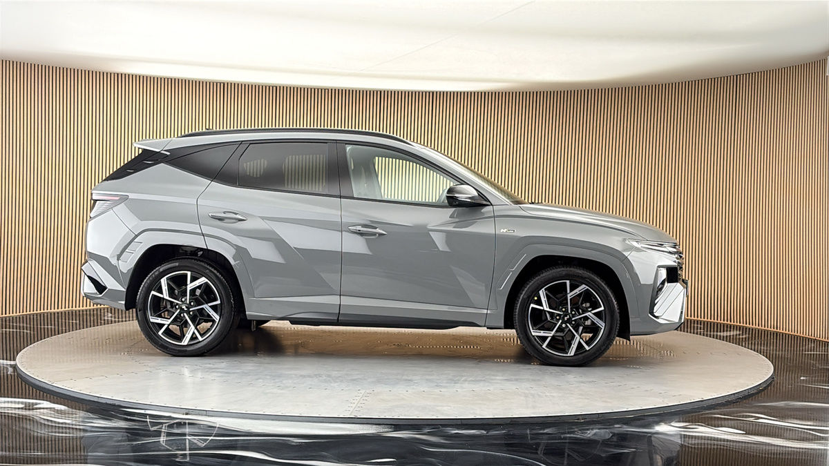 More views of Hyundai TUCSON