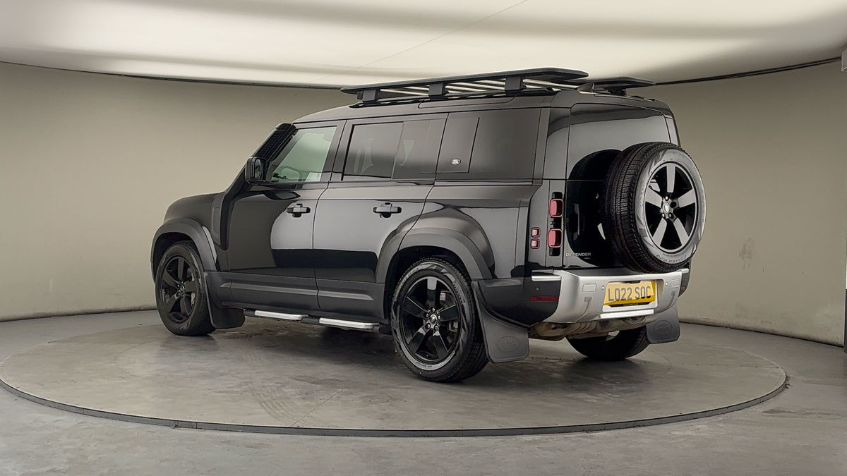 More views of Land Rover Defender 110